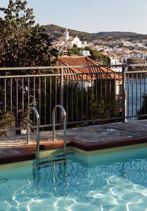 Hotel Llane Petit كاذاكيس المظهر الخارجي الصورة